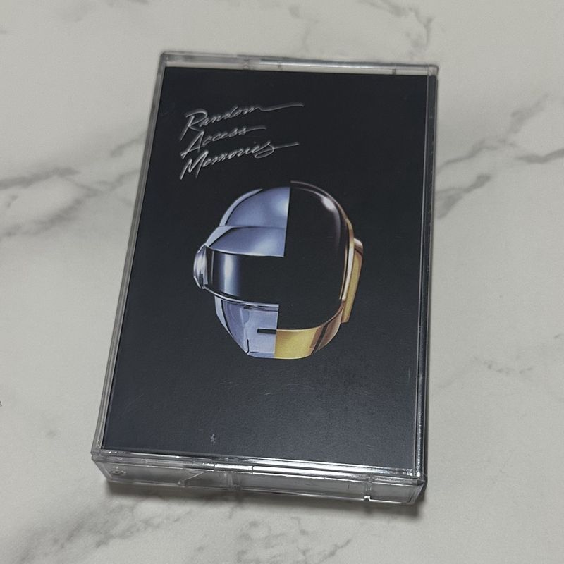 DJ Daft Punk Thomas Bangalter  - đánh giá và giá Car Accessories Tape