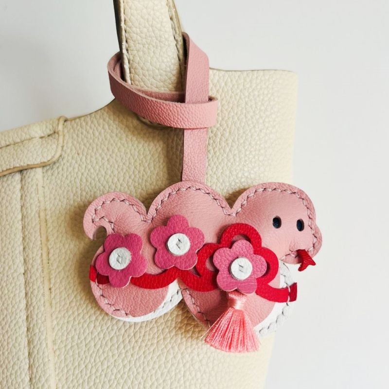 Unique Cute Genuine Leather Ha - đánh giá và giá Car Accessories Xmas Gifts