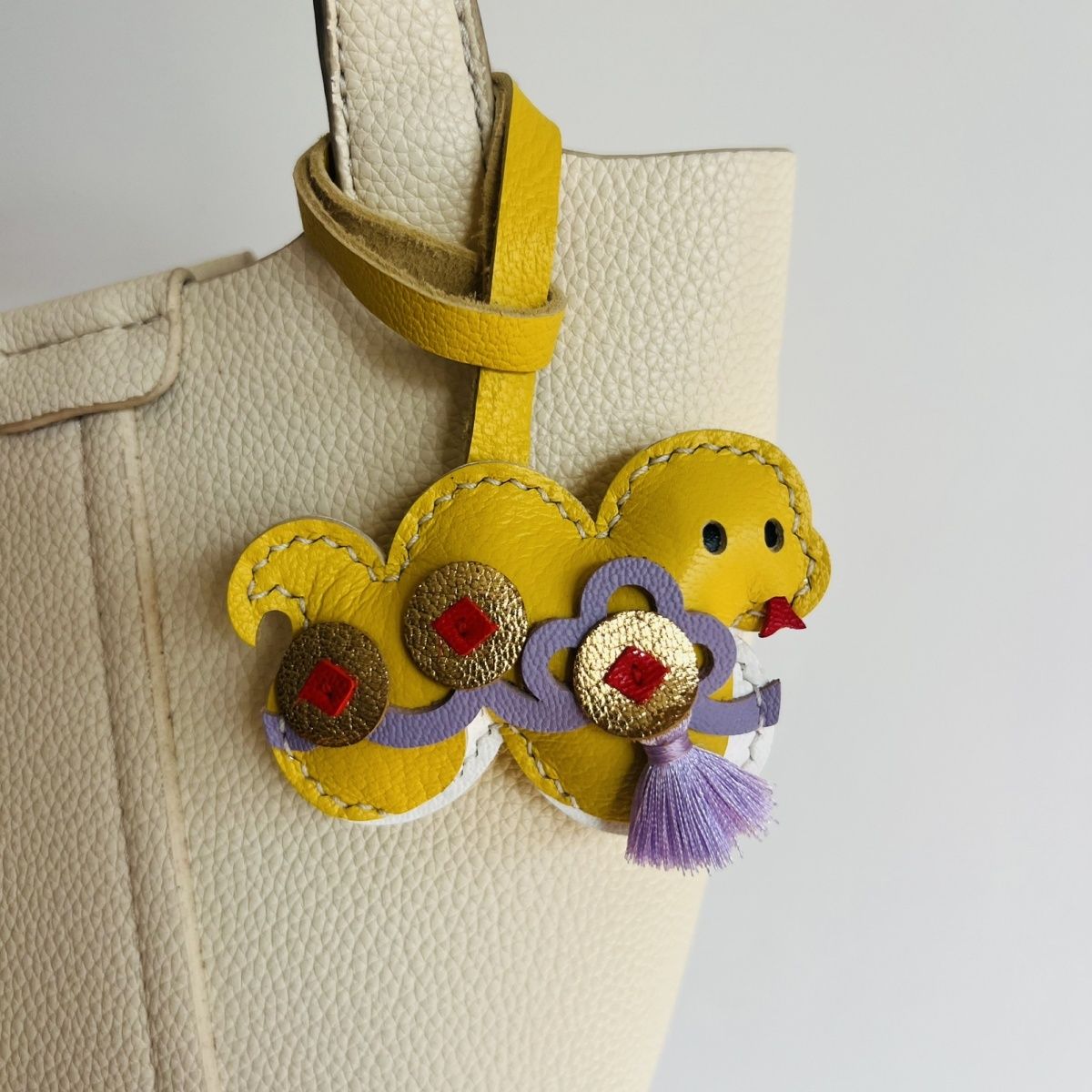 Unique Cute Genuine Leather Ha - đánh giá và giá Car Accessories Xmas Gifts